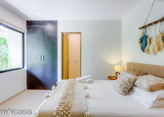 Moderna Yaxiik 19 Hotel *
