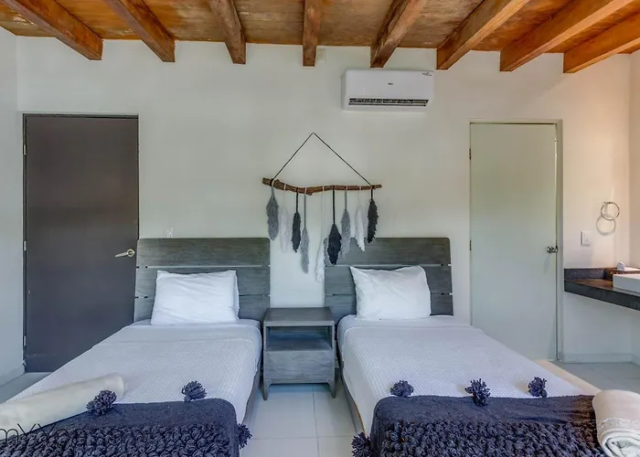 Hotel Moderna Yaxiik 19 Tulum